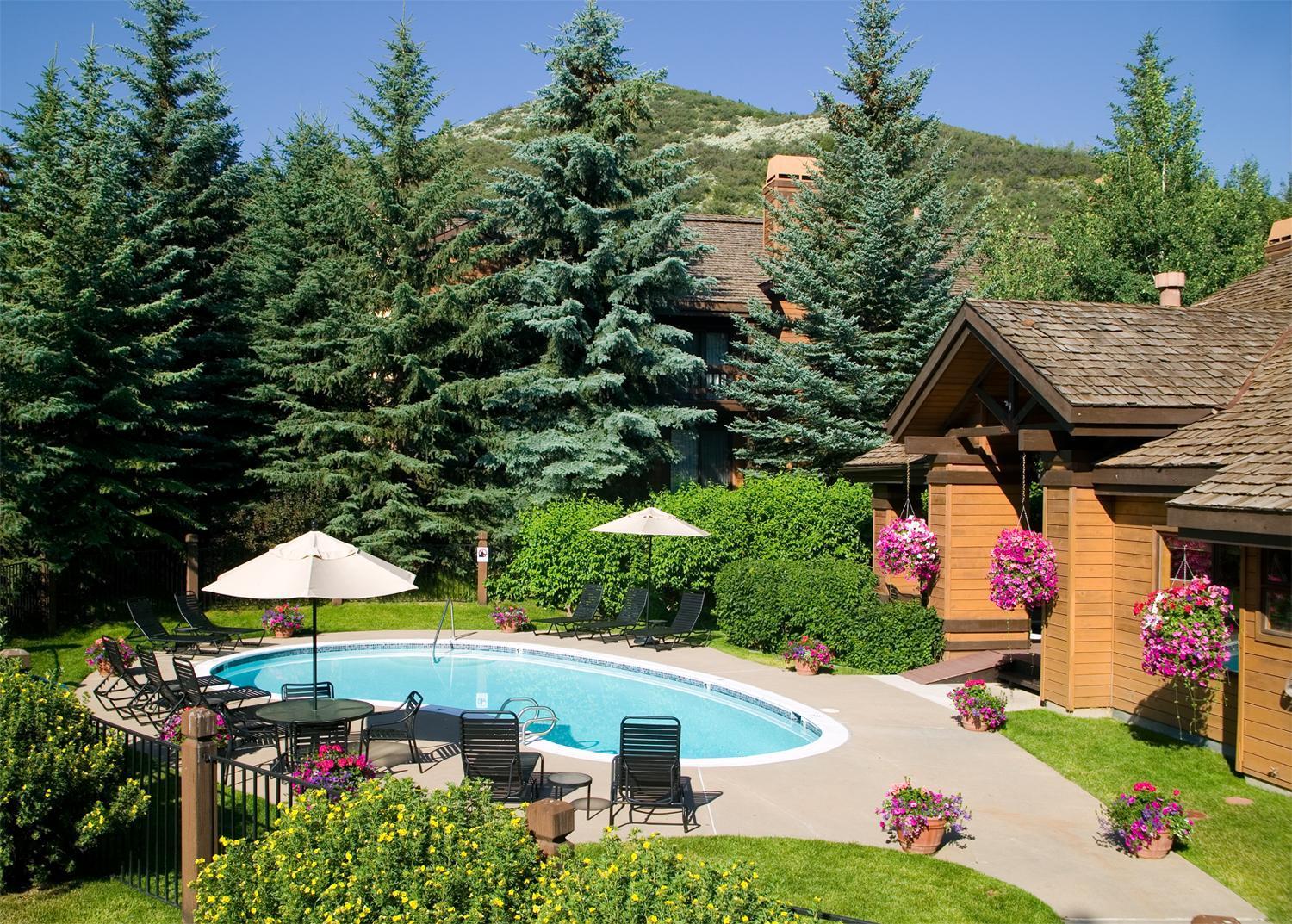 Ridgepoint Townhome 198 By East West Hospitality Beaver Creek Exterior foto